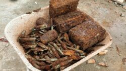 Ratusan Amunisi dan Granat Peninggalan Perang Dunia II Ditemukan di Dok V Atas