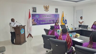 Wabup Ronny Elopere Membuka Rapat Kerja I GOW Jayawijaya