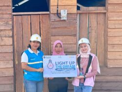 PLN Salurkan Bantuan Listrik Gratis Program “Light Up The Dream” bagi 38 Keluarga di Papua Selatan