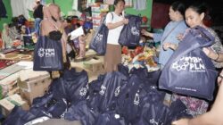 YBM PLN Salurkan Logistik dan Penerangan bagi Korban Kebakaran Dok V Bawah Jayapura