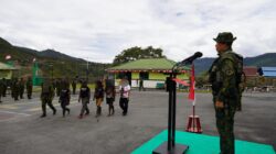 Empat Anggota OPM Puncak Jaya Serahkan Senjata
