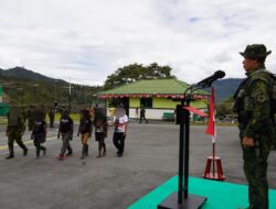 Empat Anggota OPM Puncak Jaya Serahkan Senjata
