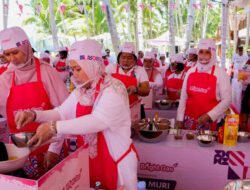 Masak Serentak di 8 Kota, Pertamina Patra Niaga Bagikan 8.100 Porsi, 750 di Kota Jayapura